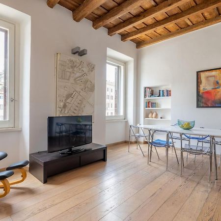 Modern Apartment In Campo De Fiori Rome Buitenkant foto